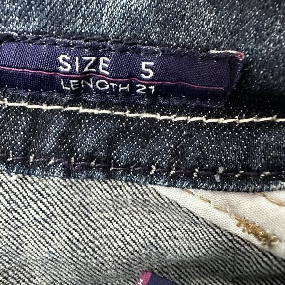 Vigoss Jeans Womens 5 The New York Capri Embroidered Pocket Distressed Denim - Picture 9 of 16